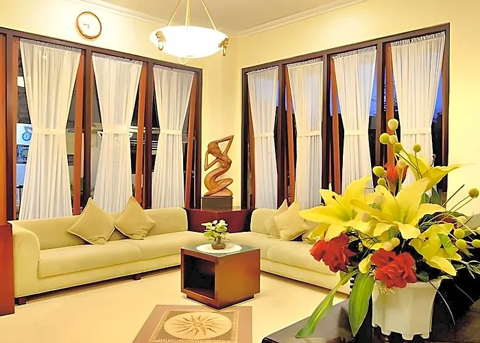 Puri Nusa Indah Hotel