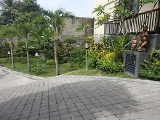 ホテル Puri Nusa Indah デンパサール