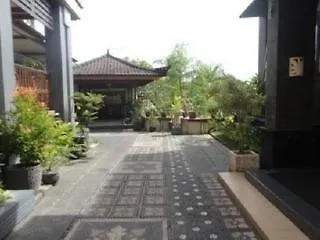 ホテル Puri Nusa Indah